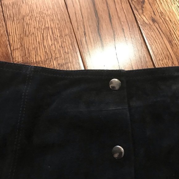 Topshop Suede Mini Skirt - Picture 5 of 12